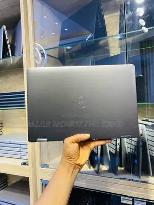 Laptop Dell Latitude 5300 8GB Intel Core i7 SSD 256GB