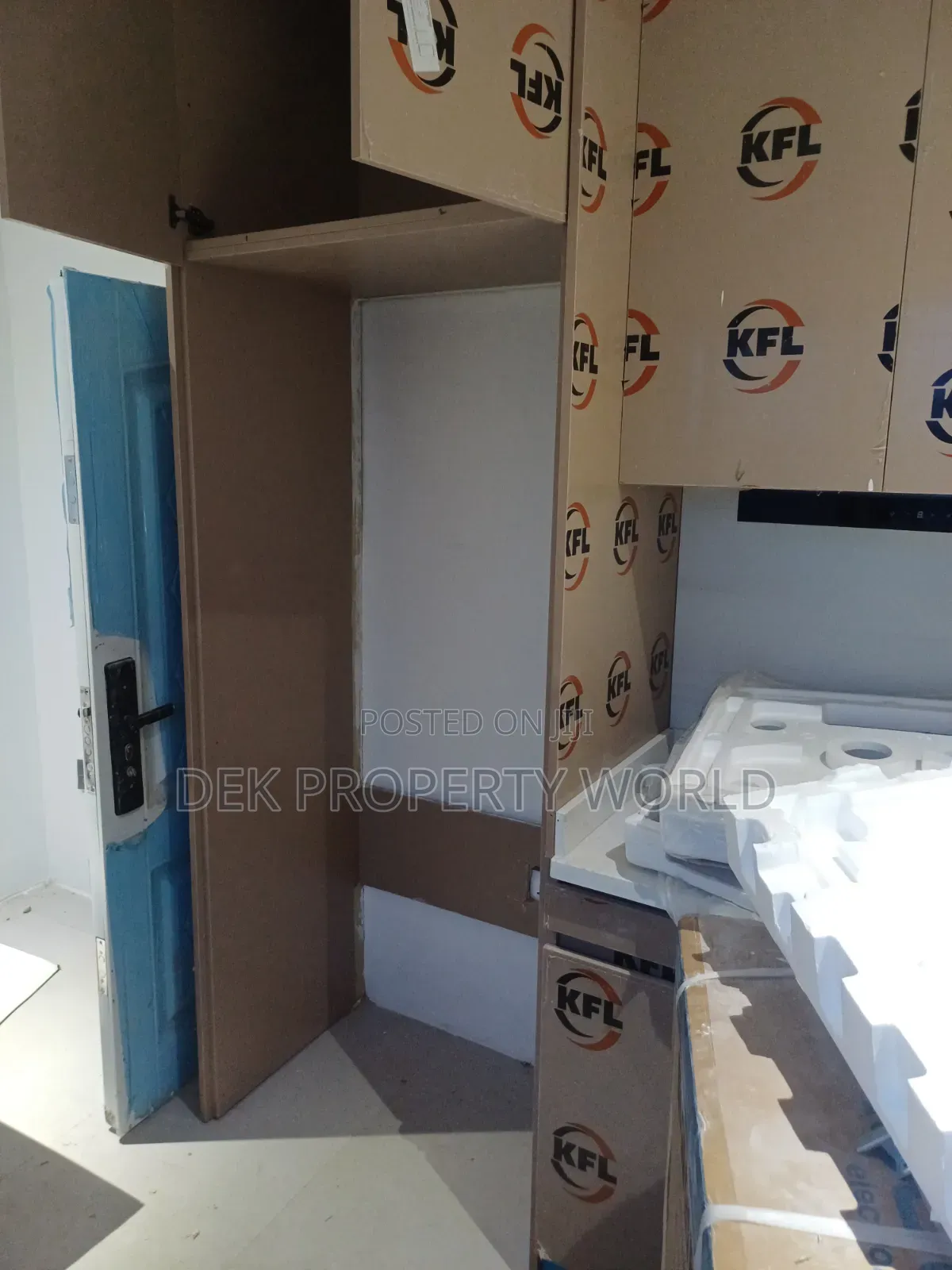 3bdrm House in Pokuase for sale