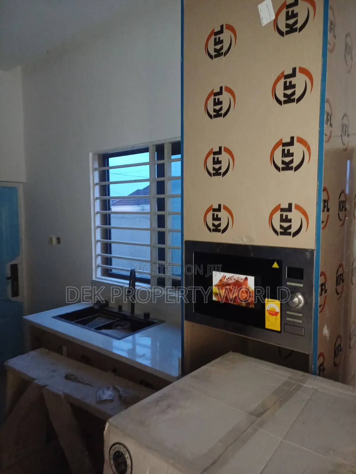 3bdrm House in Pokuase for sale