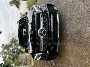 Mercedes-Benz GLB-Class GLB 250 4MATIC 2022 Black