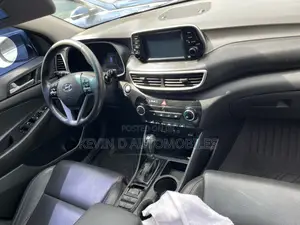 Hyundai Tucson Limited 2021 Blue