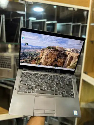 Laptop Dell Latitude 5300 8GB Intel Core i7 SSD 256GB