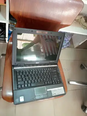 Laptop Acer Aspire 2420 3GB Intel Core 2 Duo HDD 160GB