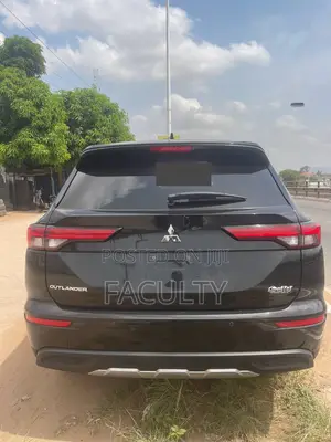 Mitsubishi Outlander SE Launch Edition 2022 Black