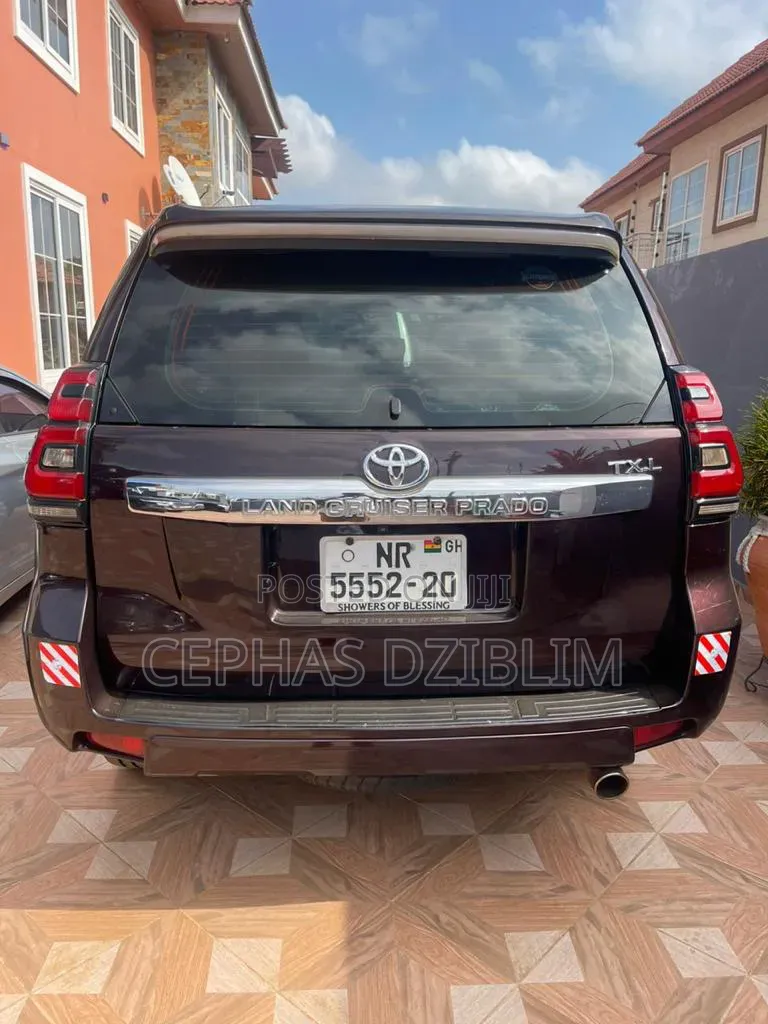 Toyota Land Cruiser Prado 4.0 Petrol TX-L 2018 Pink
