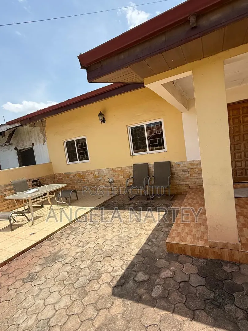 3bdrm House in Manet Estates, Accra Metropolitan for sale