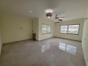 8bdrm House in East Legon, Accra Metropolitan for rent