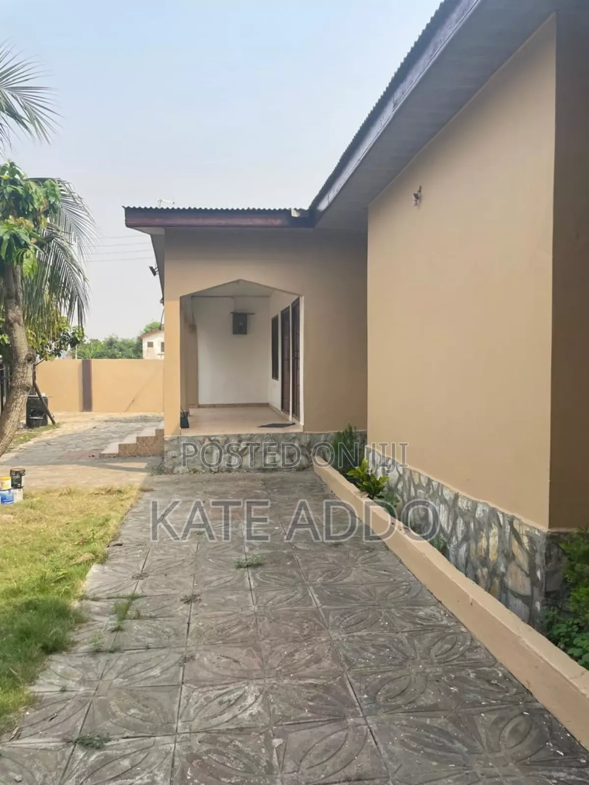 Furnished 5bdrm House in Gomoa East for sale