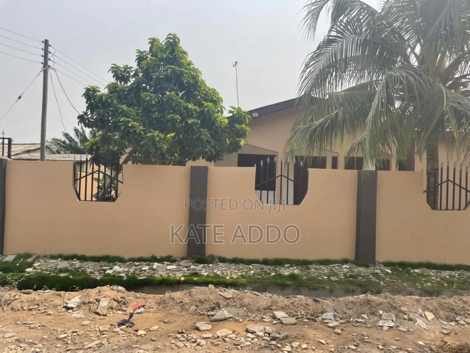 Furnished 5bdrm House in Gomoa East for sale