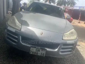 Porsche Cayenne S 2010 Gray