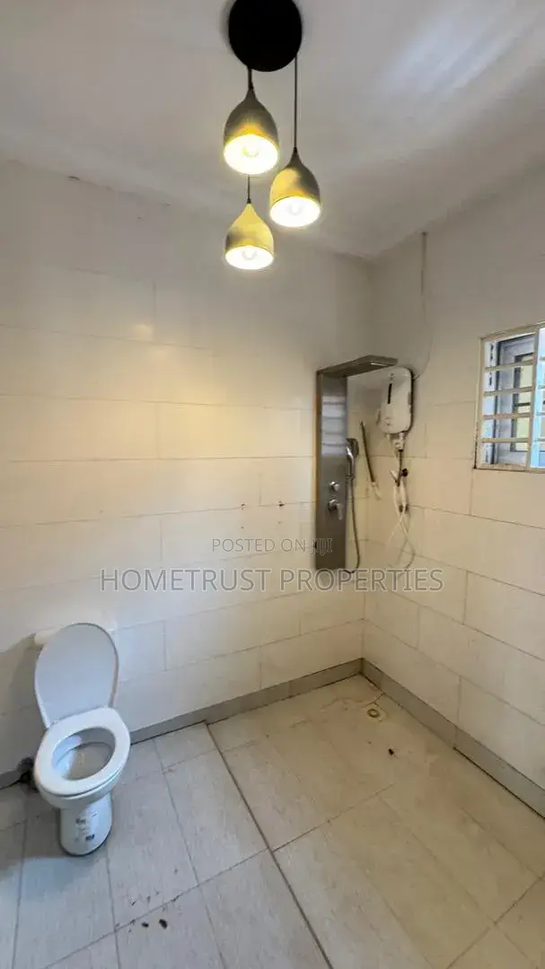 3bdrm Duplex in Achimota School Area for rent