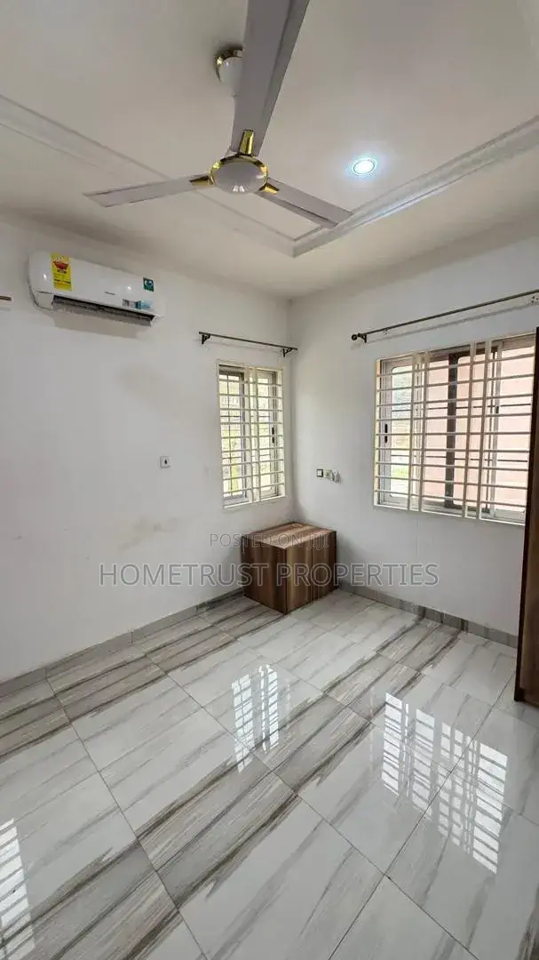 3bdrm Duplex in Achimota School Area for rent