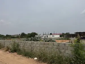 40/100ft Plot of Land at Abokobi Boi Junction.