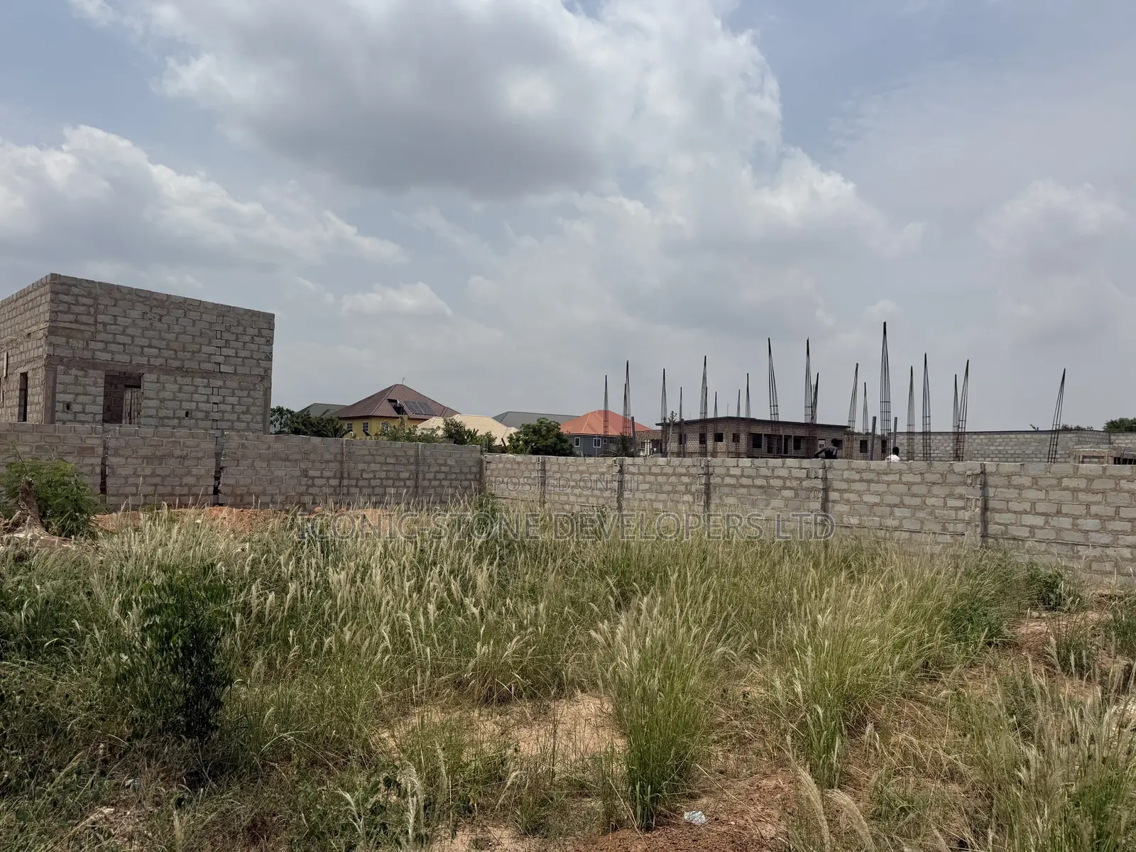 40/100ft Plot of Land at Abokobi Boi Junction.