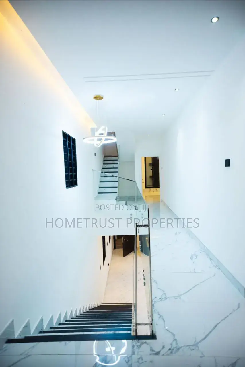 4bdrm Duplex in Haatso Melcom Area, Papao for sale
