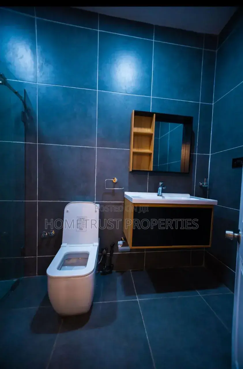 4bdrm Duplex in Haatso Melcom Area, Papao for sale