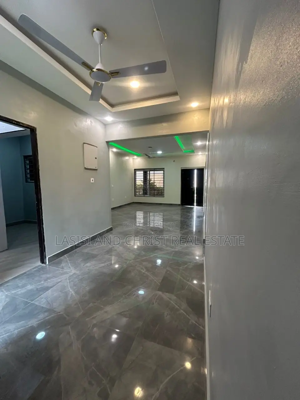 2bdrm Apartment in Lasisi And Christ, Barrier for rent