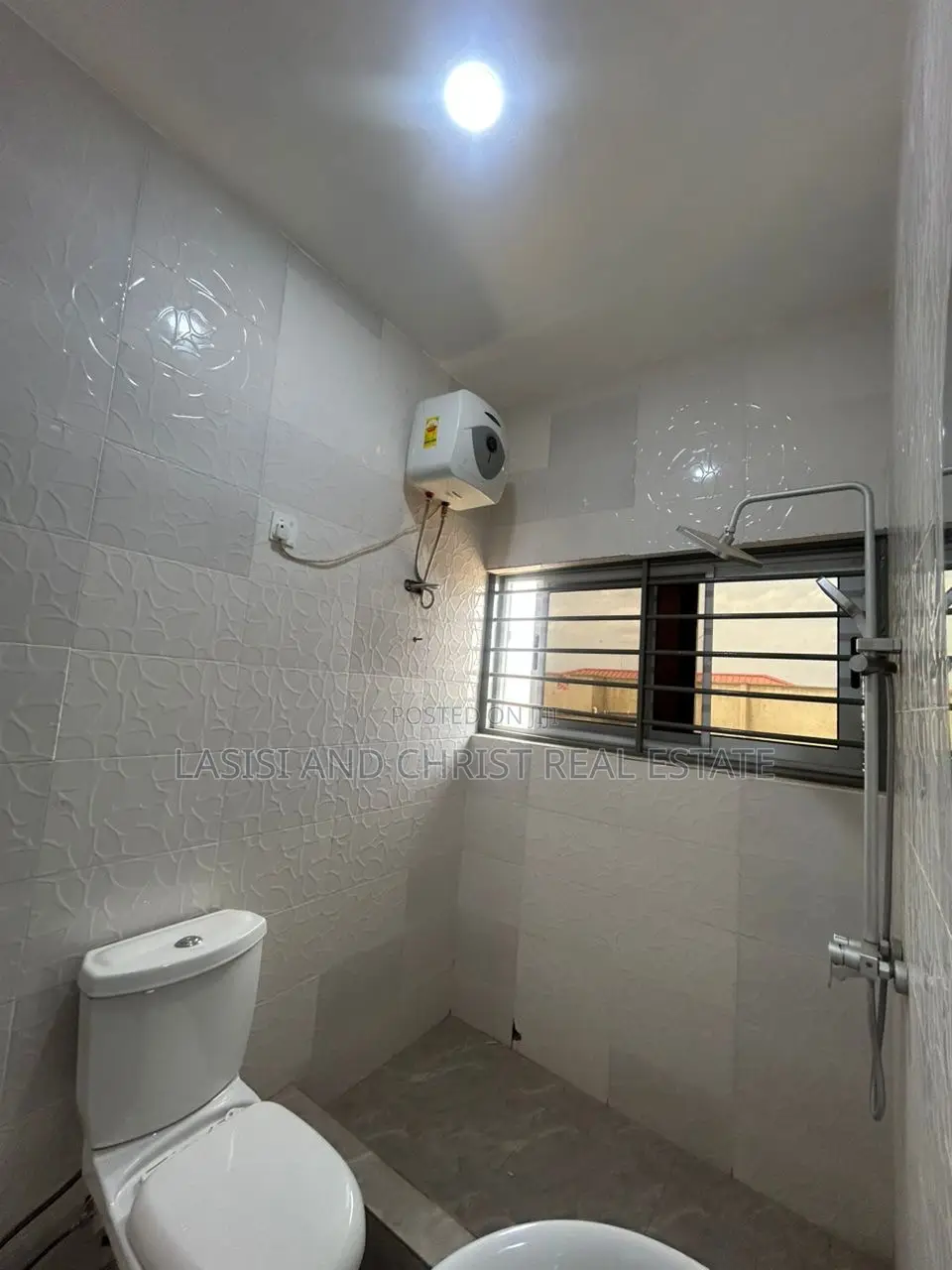 2bdrm Apartment in Lasisi And Christ, Barrier for rent