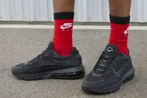 Nike Airmax Pulse Black