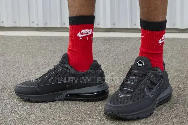 Nike Airmax Pulse Black