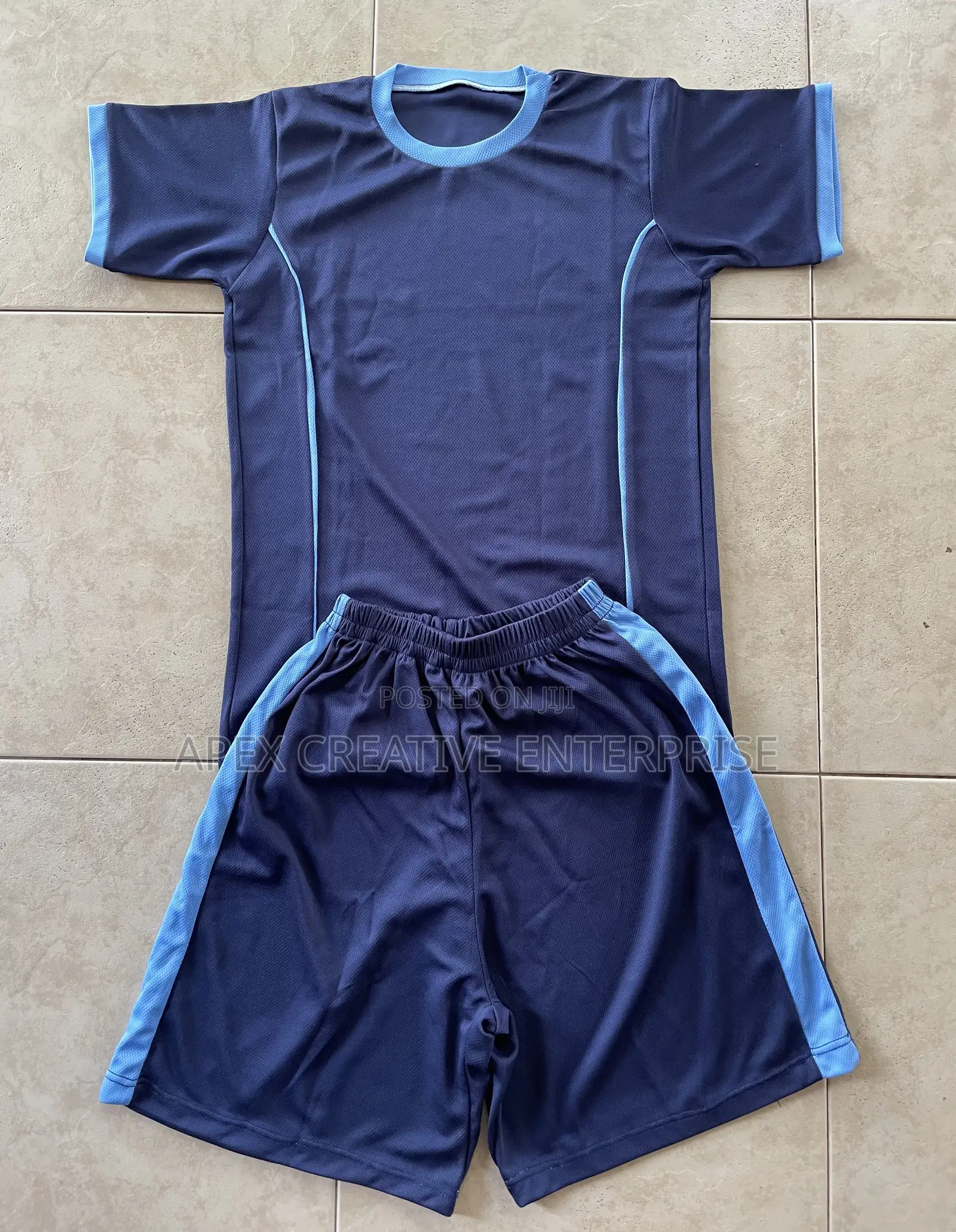 Friday Wear /Pe Kit, Jerseys, Cardigans
