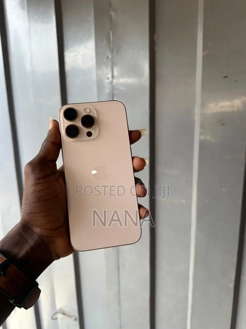 New Apple iPhone 16 Pro Max 256 GB Silver