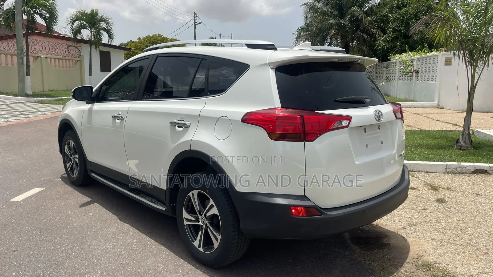 Toyota RAV4 2015 White