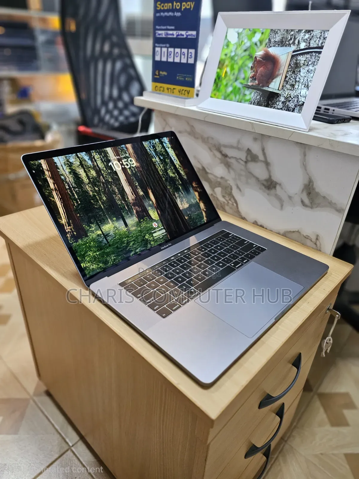 Laptop Apple MacBook Pro 2018 16GB Intel Core i7 SSD 256GB