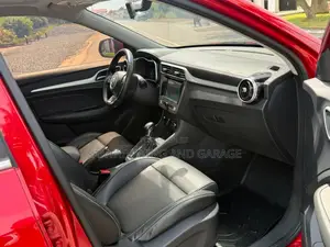 MG ZS 2018 Red