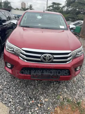 Toyota Hilux Revo Double Cab Deisel 2.4 AWD 2017 Red