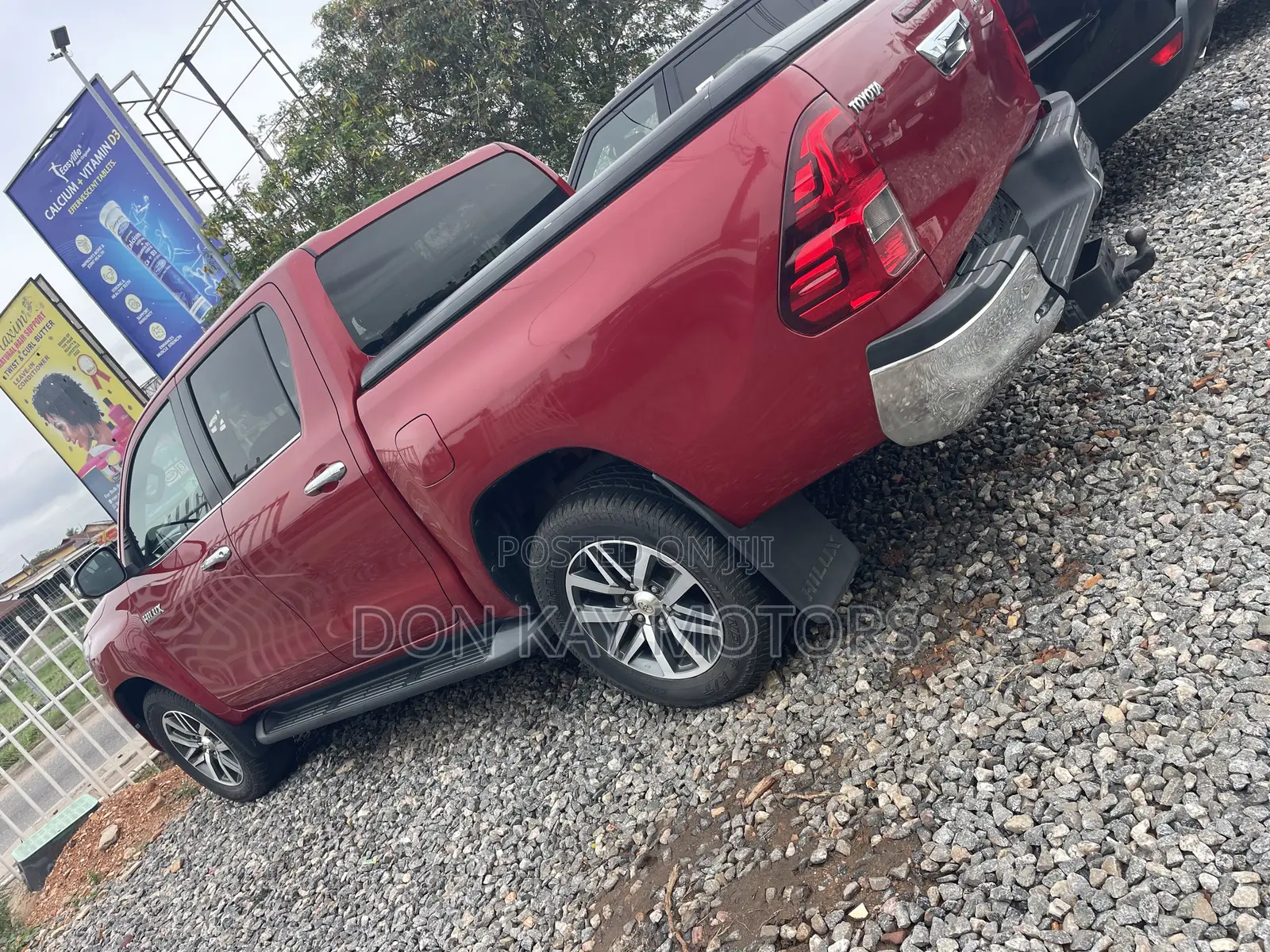 Toyota Hilux Revo Double Cab Deisel 2.4 AWD 2017 Red