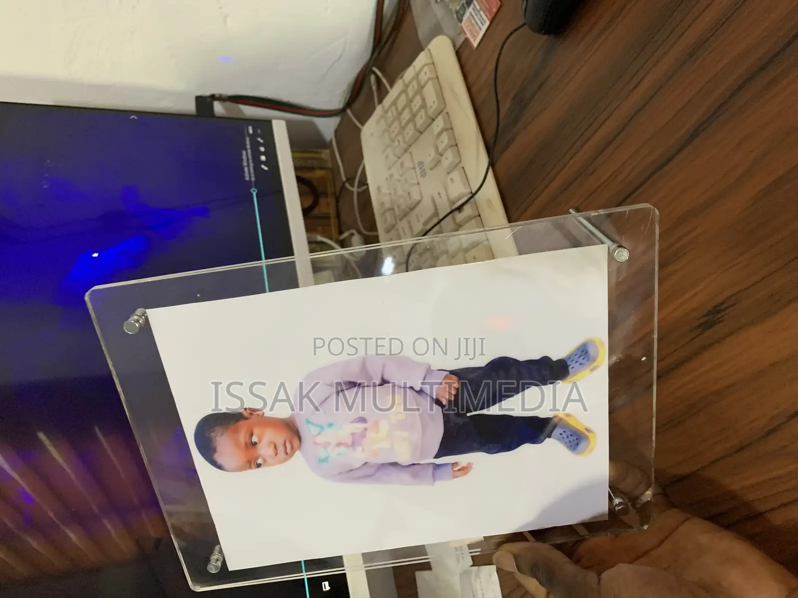 Transparent Frame With Stand