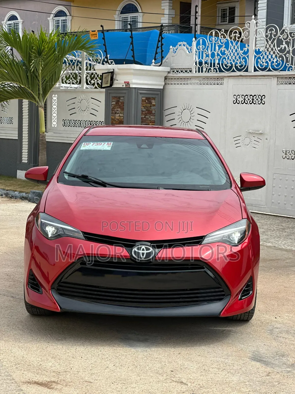 Toyota Corolla LE ECO w/Package 1 4dr Sedan (1.8L 4cyl CVT) 2017 Red