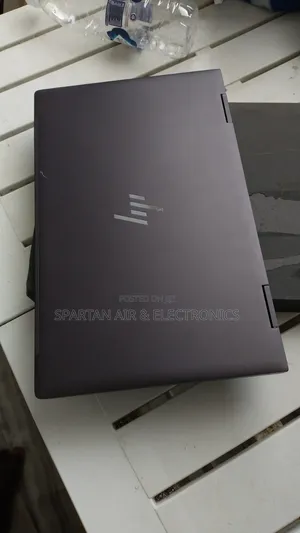Laptop HP Envy X360 16GB AMD Ryzen 7 SSD 256GB