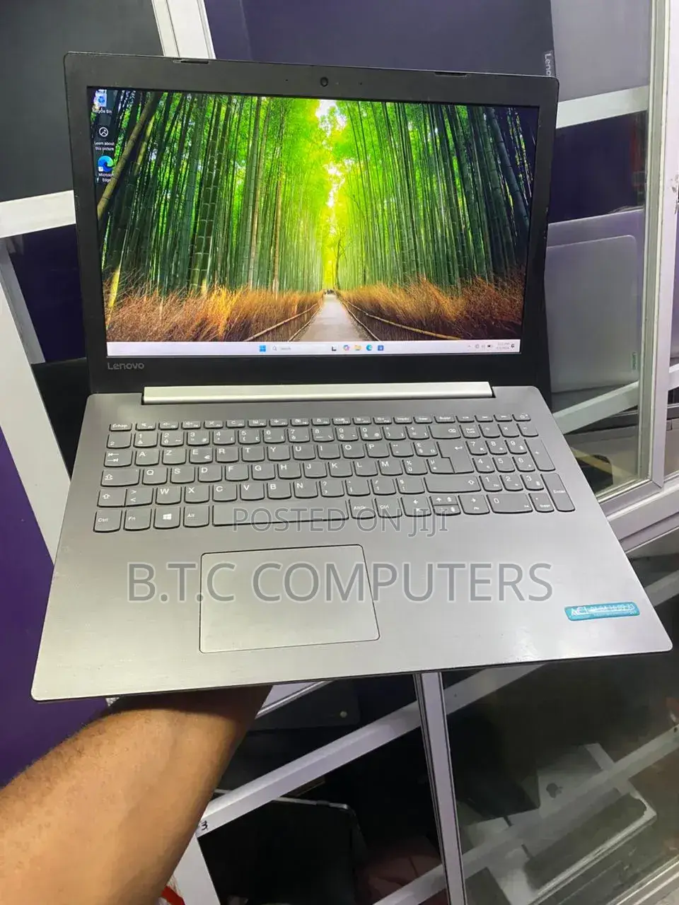 Laptop Lenovo IdeaPad 330 8GB AMD Ryzen 7 SSD 256GB