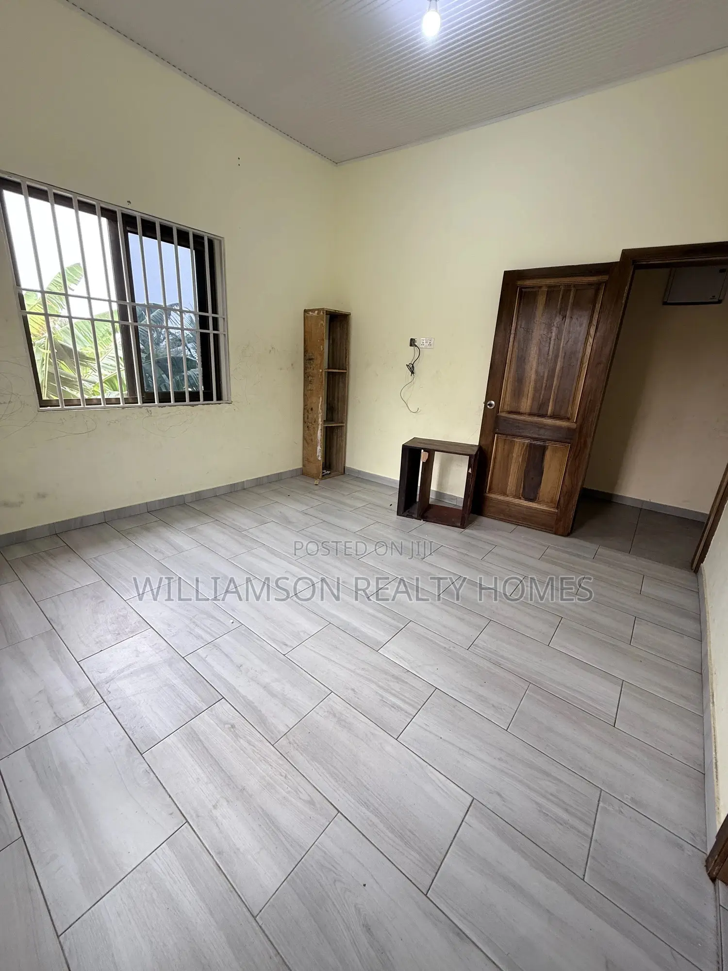 3bdrm Apartment in Hfc Estate Area, Spintex for rent
