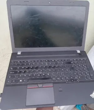 Laptop Lenovo ThinkPad T14 12GB Intel Core i5 HDD 500GB