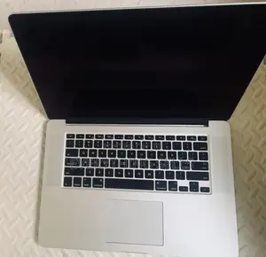 Laptop Apple MacBook Pro 16GB Intel Core i7 SSD 256GB