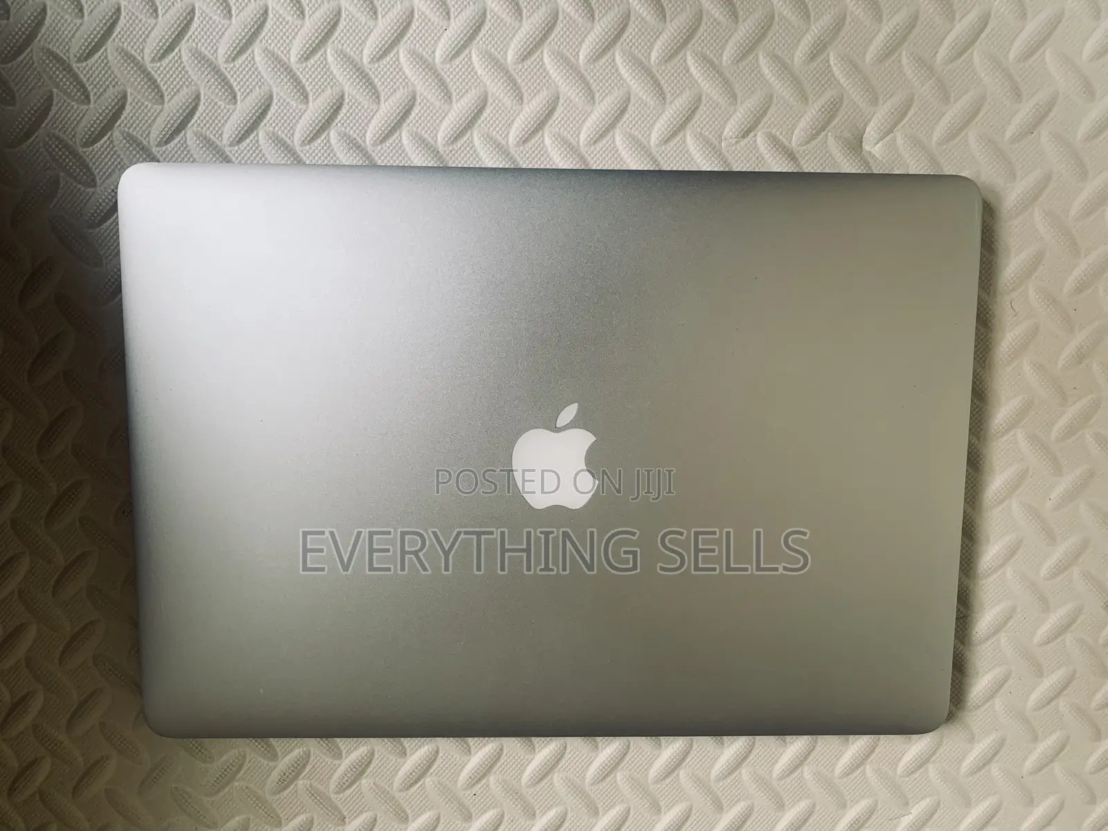 Laptop Apple MacBook Pro 16GB Intel Core i7 SSD 256GB