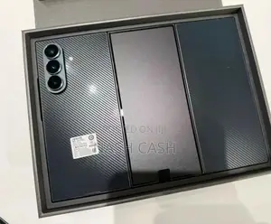 New Samsung Galaxy Z Trifold 512 GB Black