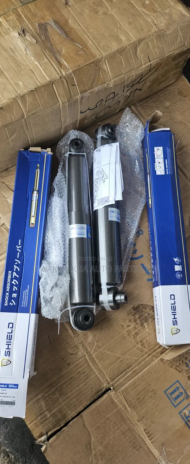 Nissan Rogue/Xtrail 2010 Back Shocks Absorbers