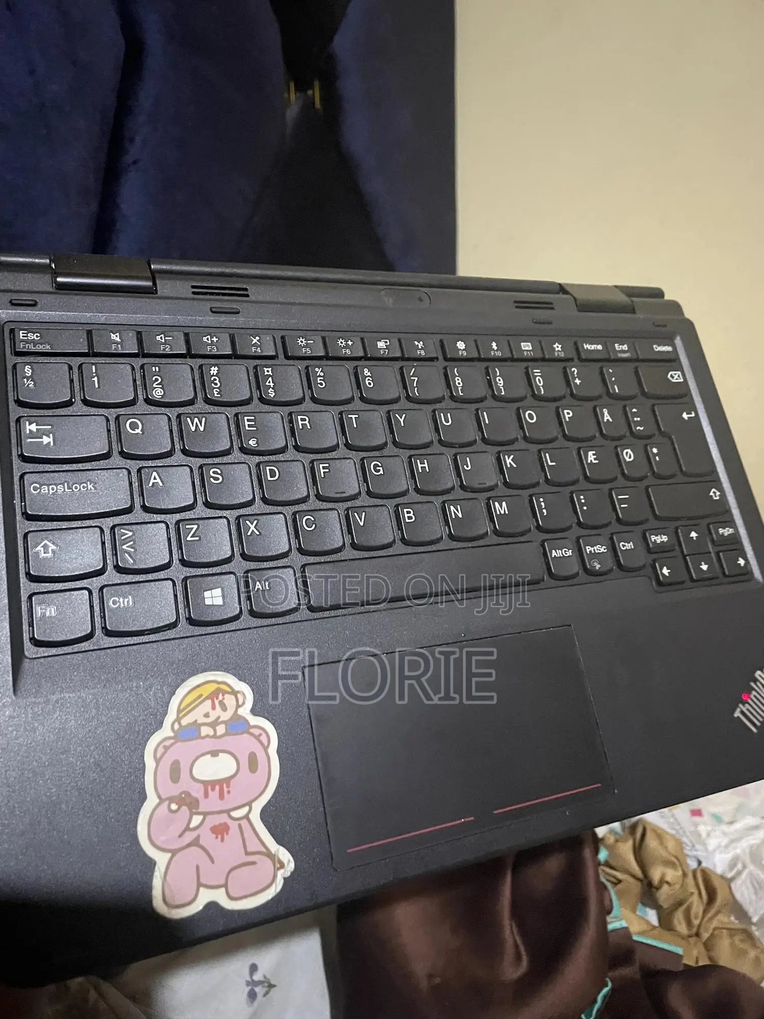 Laptop Lenovo ThinkBook 13s Gen 2 4GB Intel Core M3 HDD+SSD 256GB