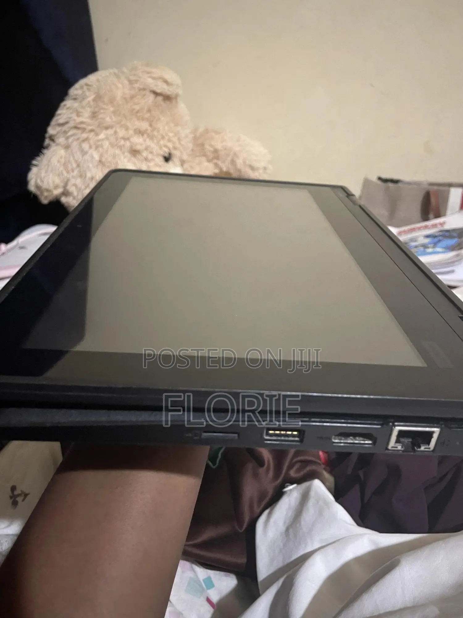 Laptop Lenovo ThinkBook 13s Gen 2 4GB Intel Core M3 HDD+SSD 256GB