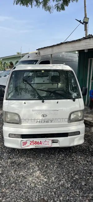 Daihatsu HIJET 2010 White
