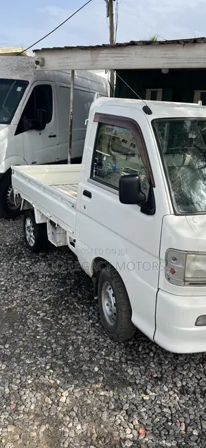 Daihatsu HIJET 2010 White