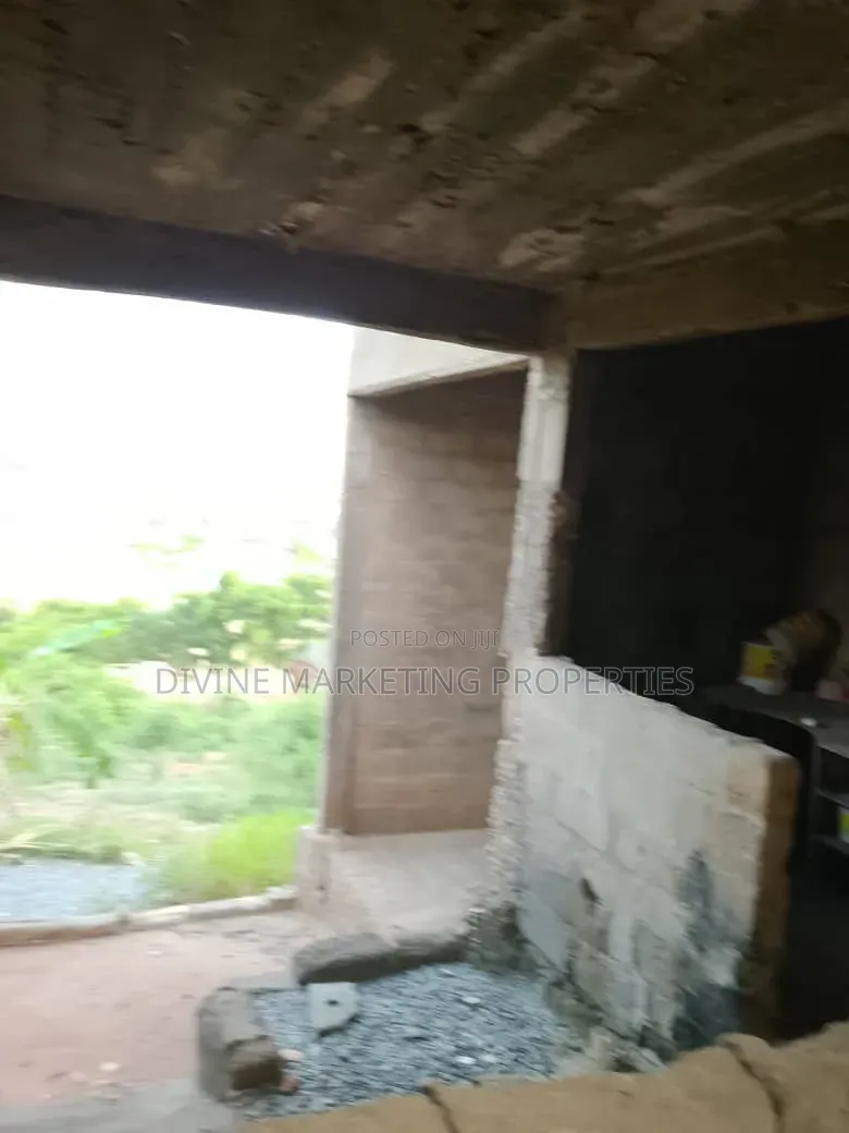 5bdrm House in Zero Last Stop for sale