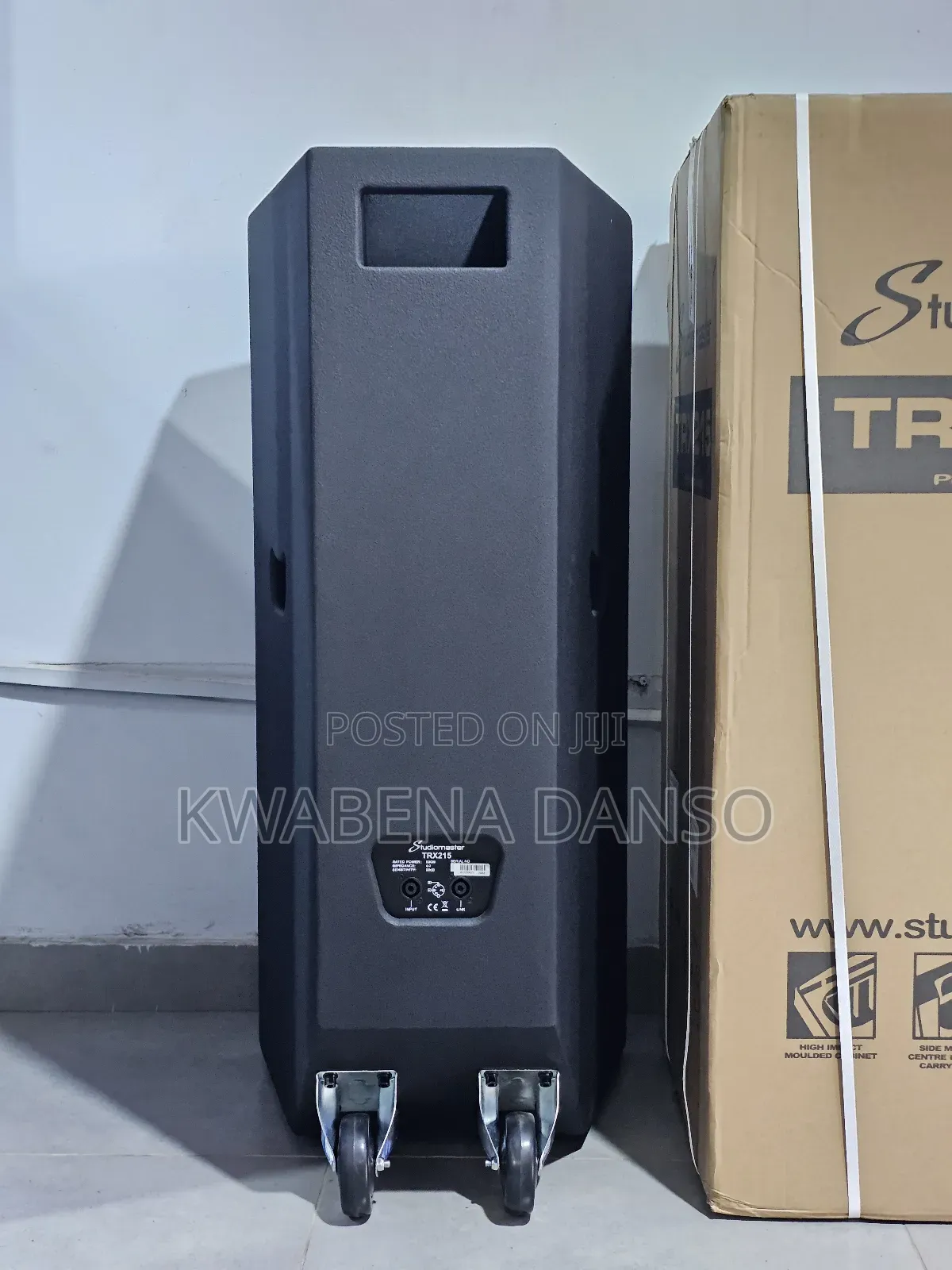 Studiomaster TRX 215 Passive Full Range Speaker