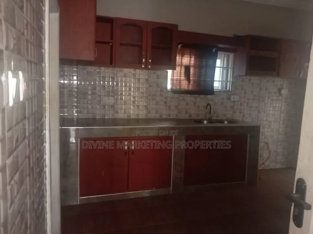 3bdrm House in Melcom Area, Amasaman for sale