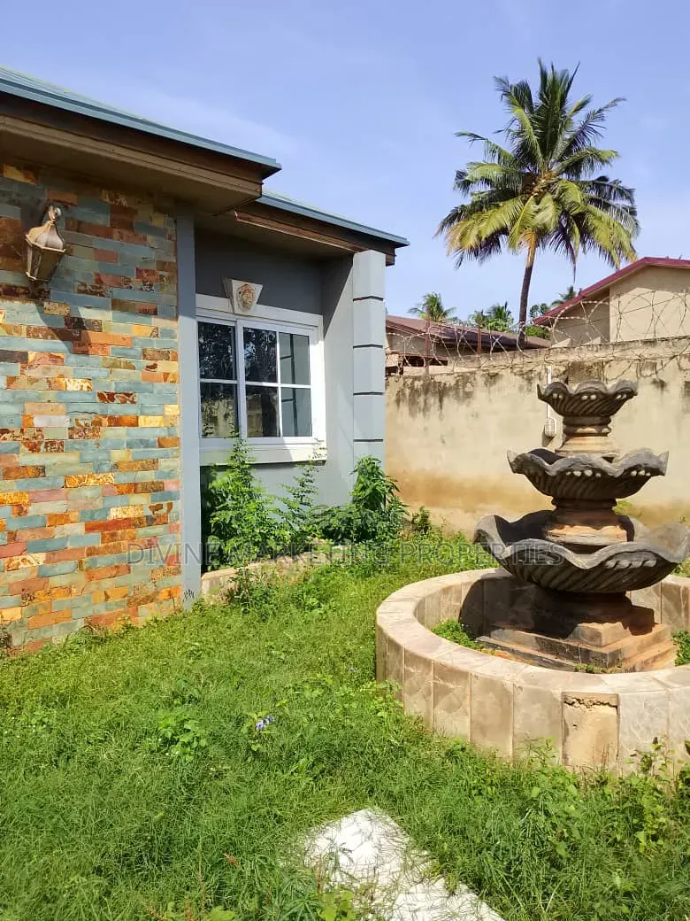 6bdrm House in Ablekuma, Agape for sale
