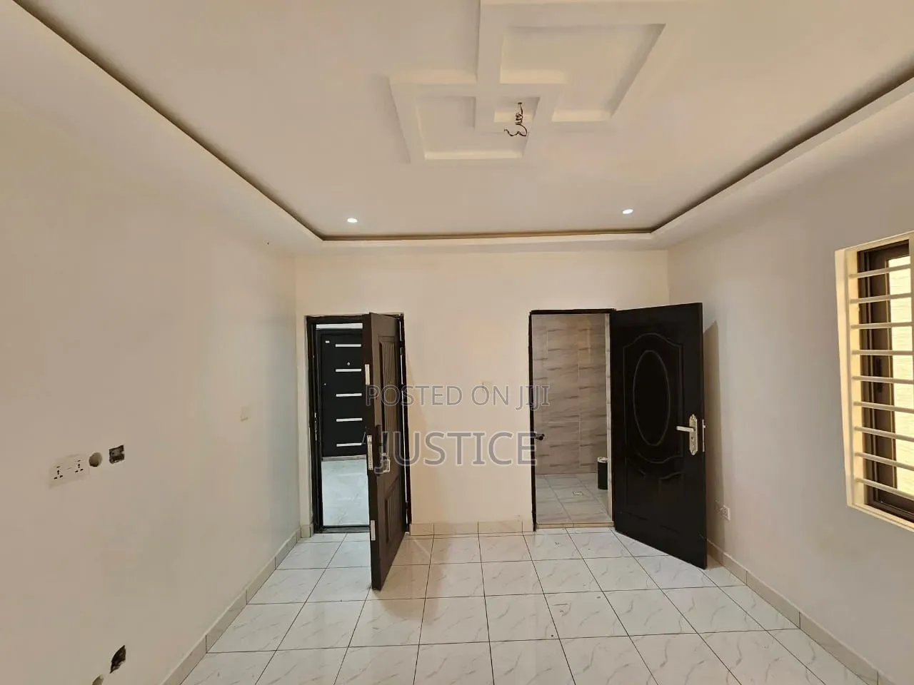 3bdrm Duplex in East Legon Hills, Otano for sale